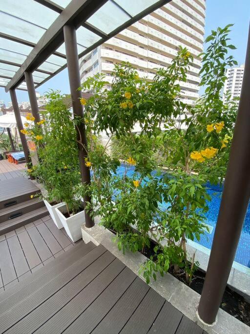 Delightful Condo In Central Location At Sukhumvit 49 Bangkok Exterior foto